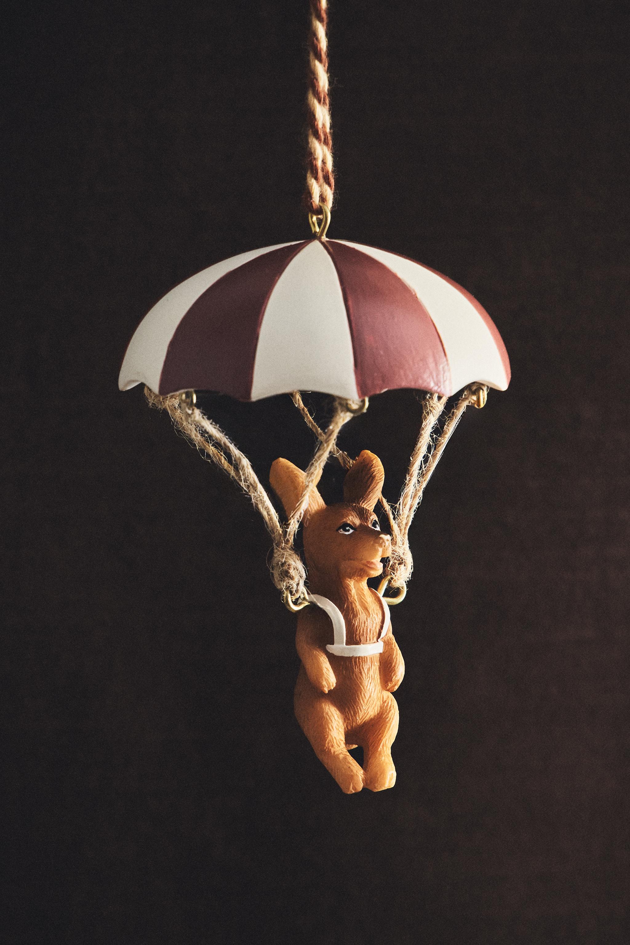 DOG WITH A PARACHUTE CHRISTMAS TREE ORNAMENT